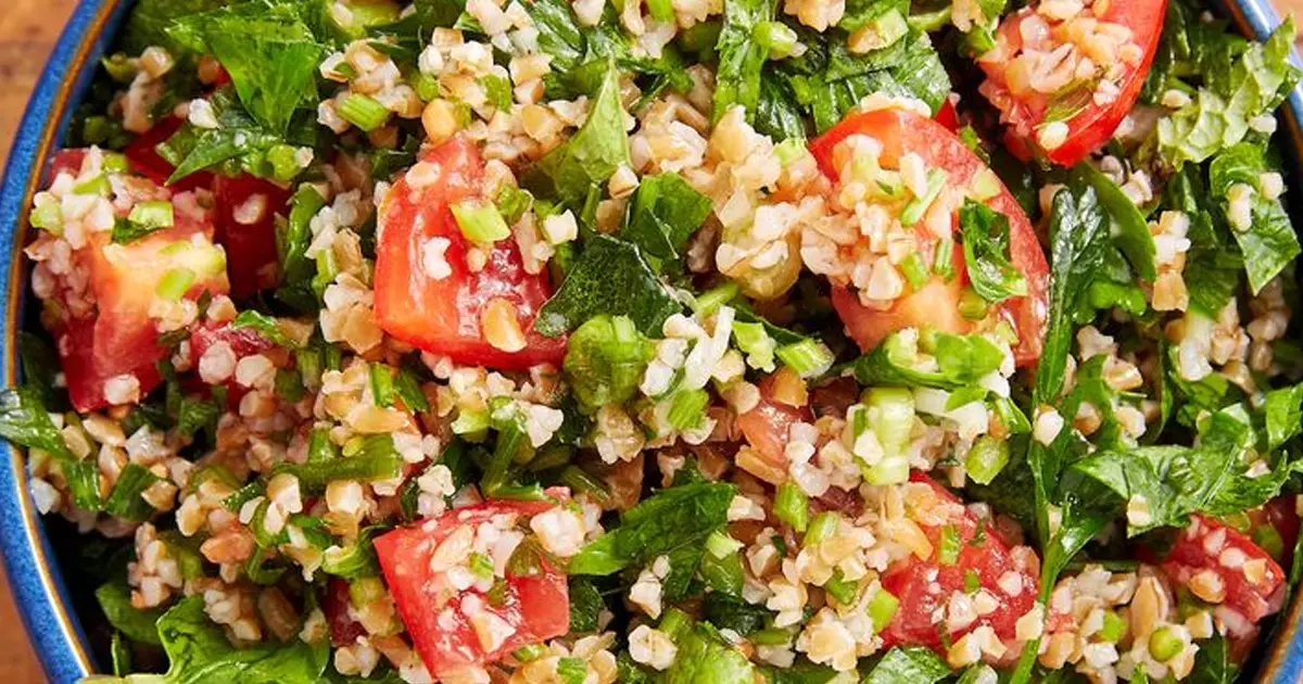 Receita de Tabule, uma salada libanesa rápida para refrescar a ceia de Ano Novo