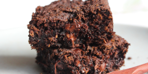 Receita de Brownie de Feijão. Eu não sabia que era possível!