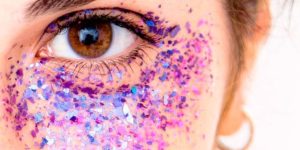 Como fazer glitter ecológico para o Carnaval? Aprenda receitas sustentáveis para brilhar muito