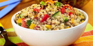 Receita de Quinoa com Aspargos e Frango Desfiado para uma refeição muito saudável e quem está de dieta