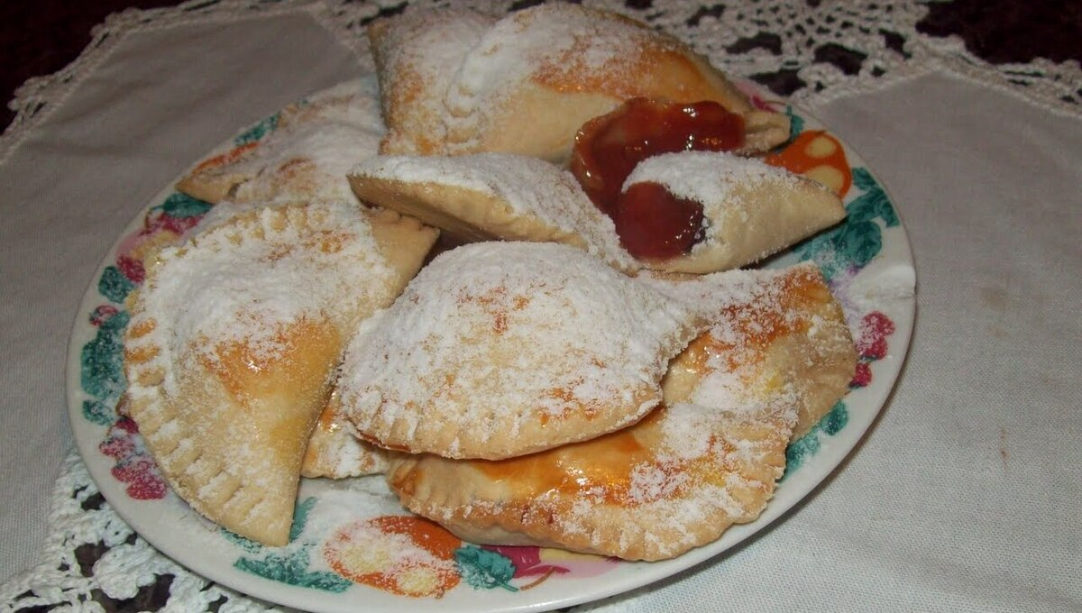 Receita de Pastelzinho Doce com Goiabada com um gosto delicioso para oferecer às visitas