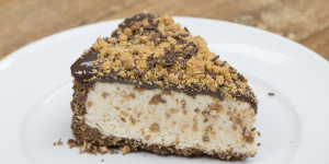 Receita de Cheesecake de Paçoca que fica leve e doce no nível CERTO para não enjoar