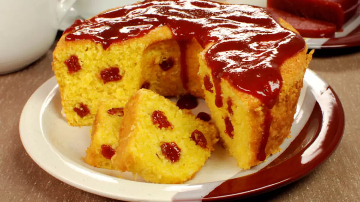 Bolo de Milho com Goiabada