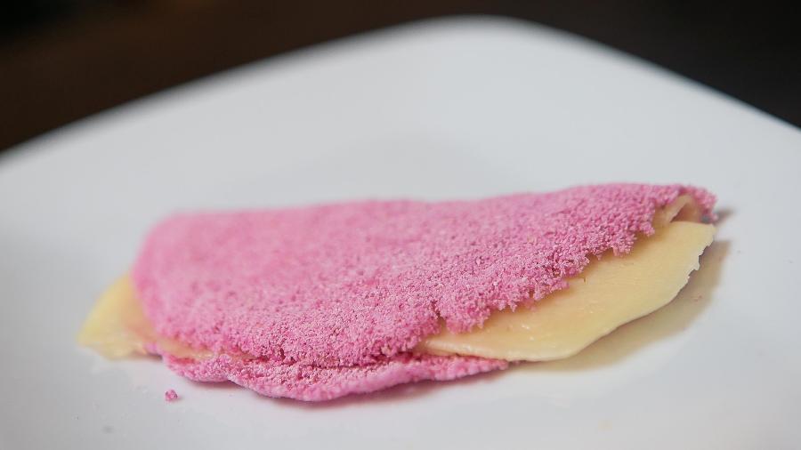 Tapioca de Beterraba com Queijo