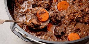 Carne de Panela ao Vinho