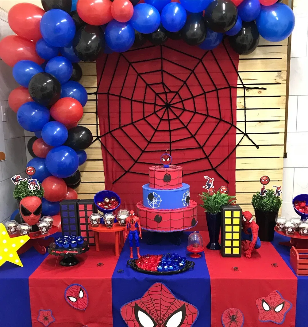 decoração homem-aranha para festa infantil