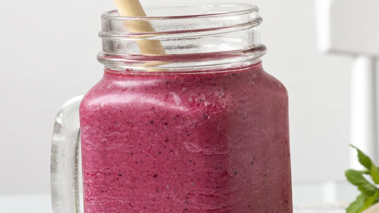 Smoothie de Abacaxi e Açaí