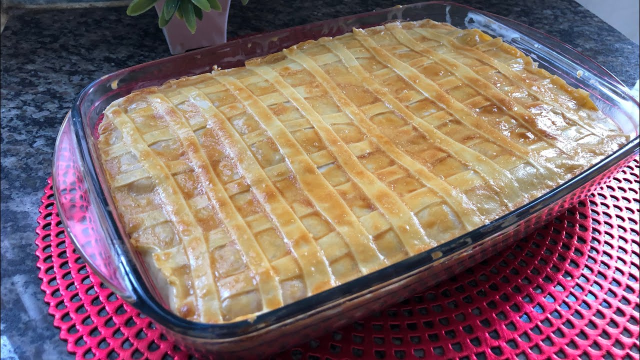 Torta de Frango com Massa de Pastel