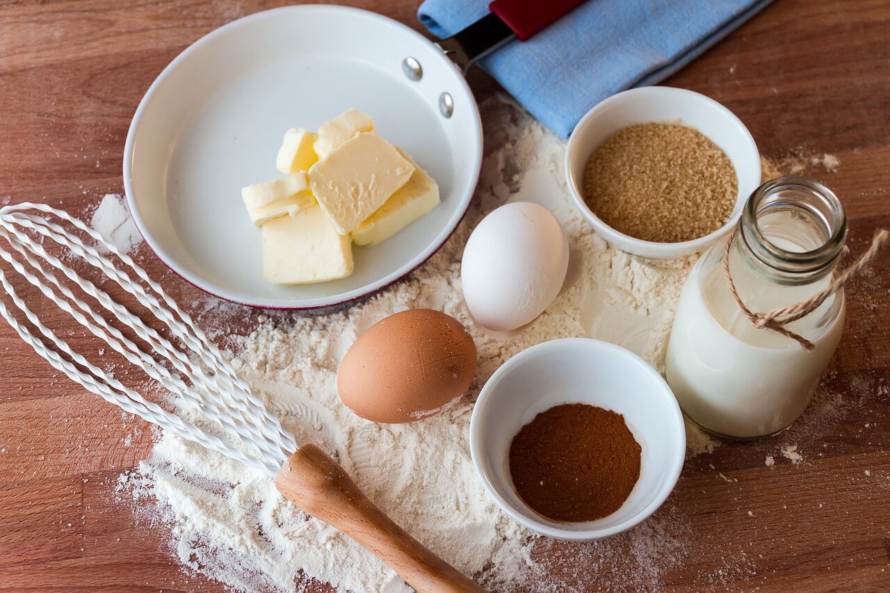 ingredientes para fazer bolo