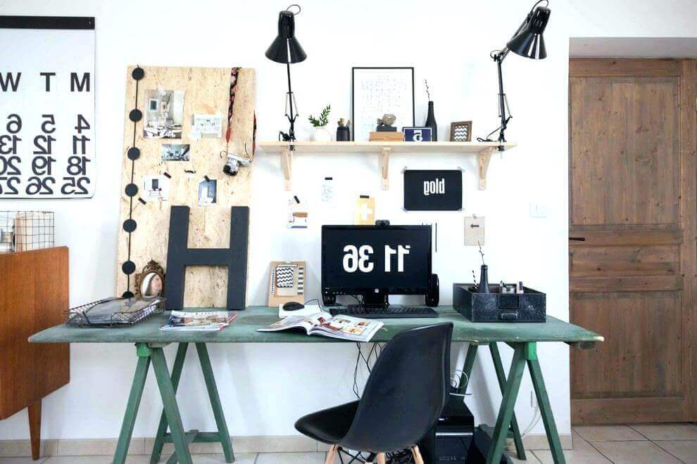 espaço home office com decoração hipster