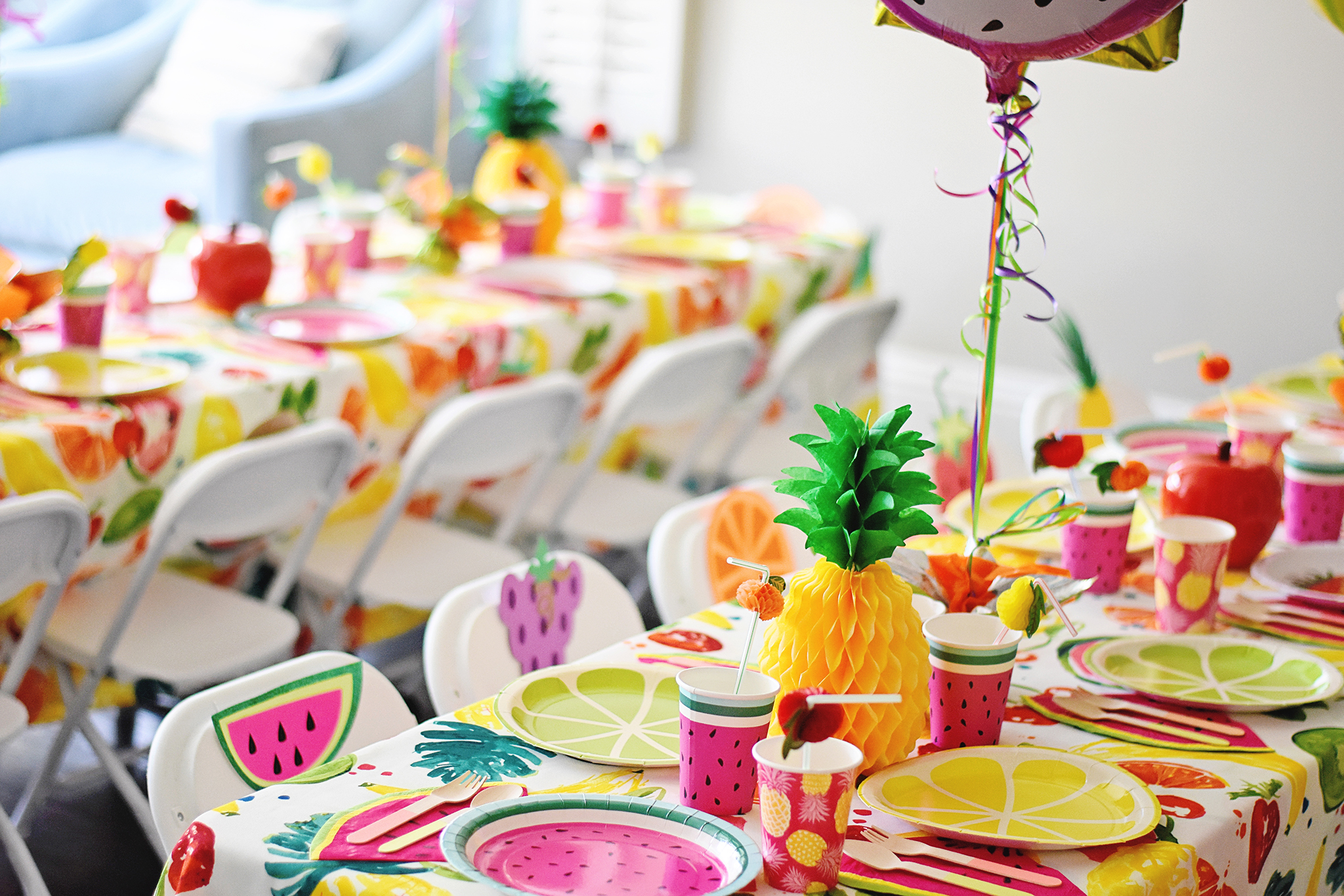 decoração temática de frutas para festa infantil