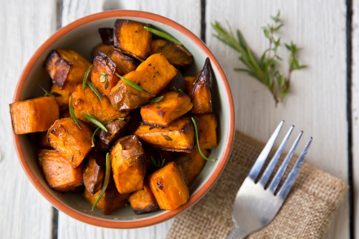 receita de batata-doce com ervas na air fryer