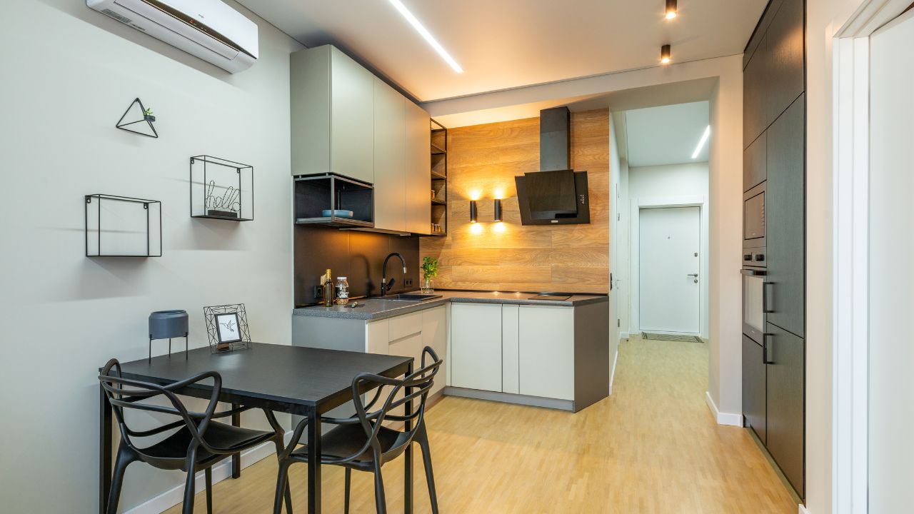 apartamento pequeno com integração de cozinha e sala de jantar